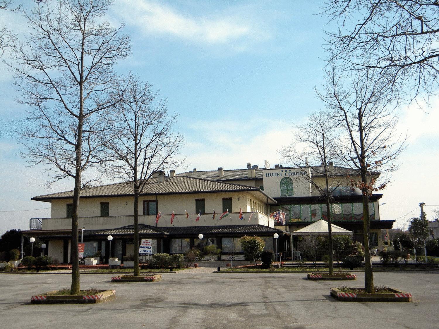 Hotel Corone Caerano Di San Marco Exteriér fotografie