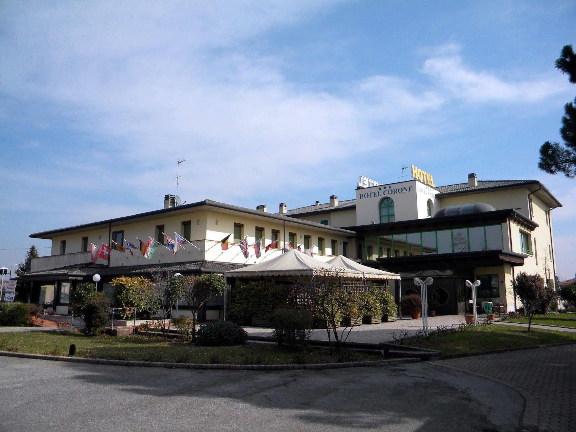 Hotel Corone Caerano Di San Marco Exteriér fotografie