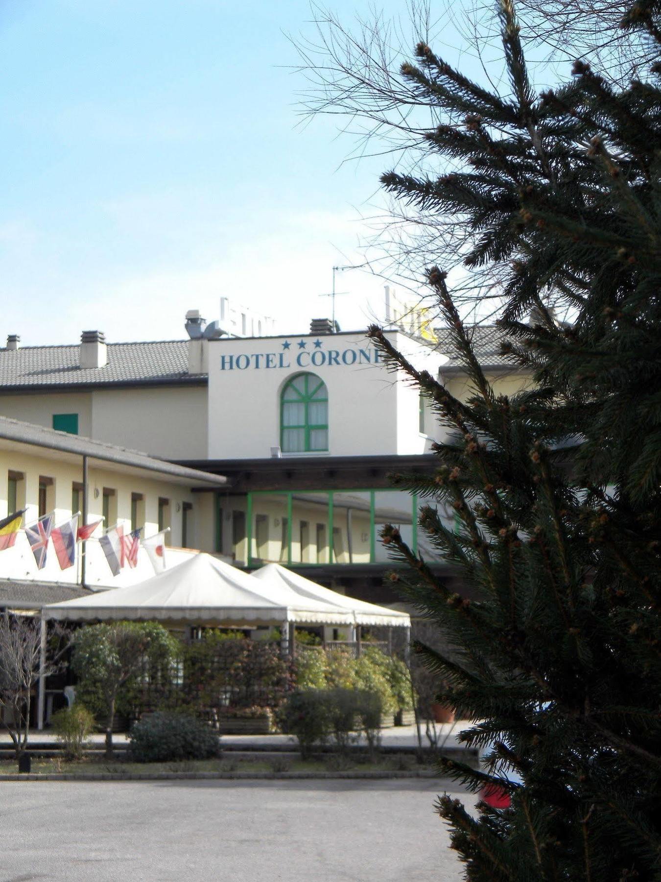 Hotel Corone Caerano Di San Marco Exteriér fotografie